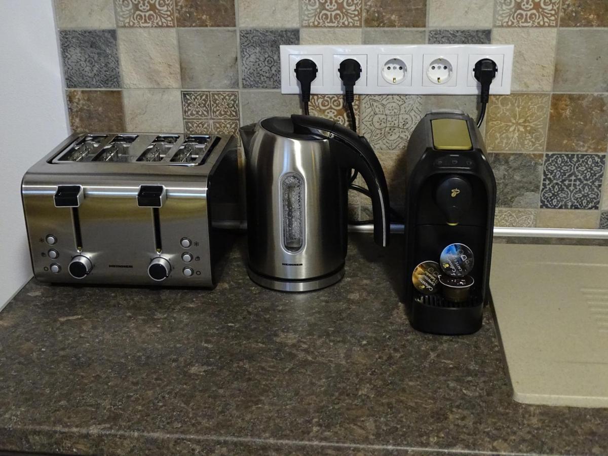 Ole Apartment - Get Your Energy For Free! Coffee And Tea On The House 蒂米什瓦拉 外观 照片